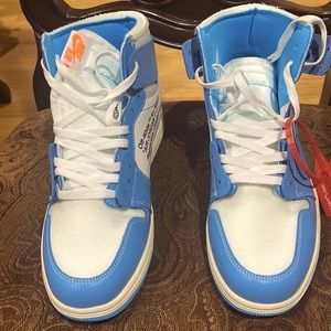 Off-White x Air Jordan 1 Retro High OG ‘UNC’